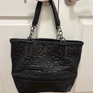Simply Vera Vera Wang Black Rose Quilted Shoulder Tote Bag